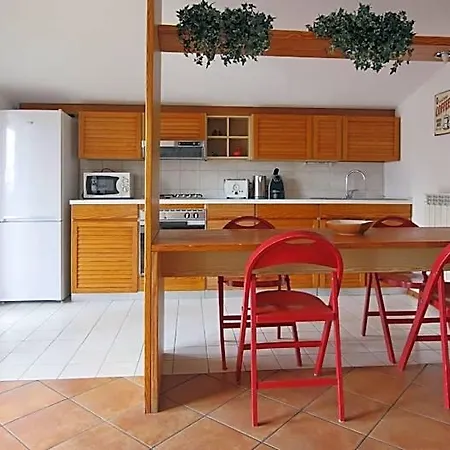 Italianway - Piazza Nuova 3 *