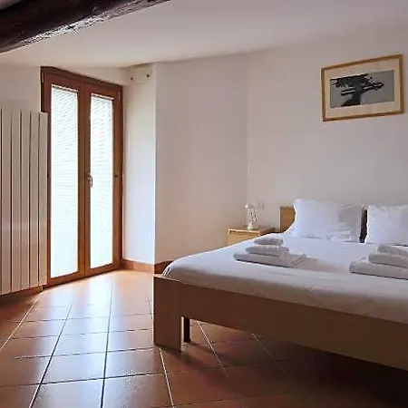 Italianway - Piazza Nuova 3 Apartamento